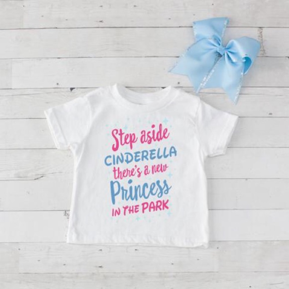 Boutique Cinderella Tee/Bow Set